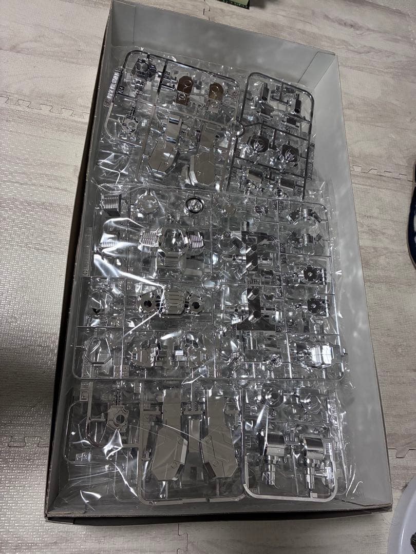 1／48 ガンダムAGE-1 シルバートロフィーVer.【ガンプラ】【未開封品】
