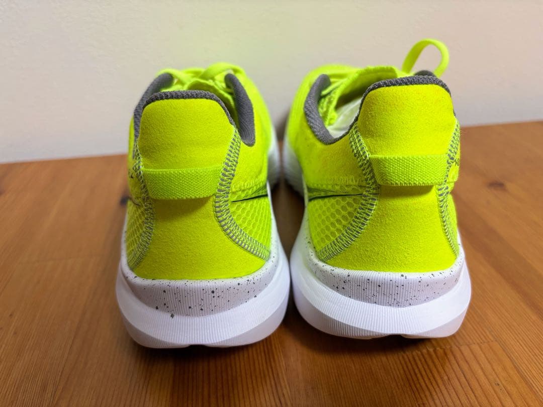 【新品未使用】 SAUCONYサッカニー KINVARA14 S20823-06