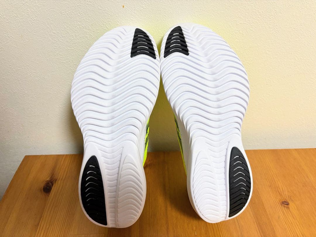 【新品未使用】 SAUCONYサッカニー KINVARA14 S20823-06