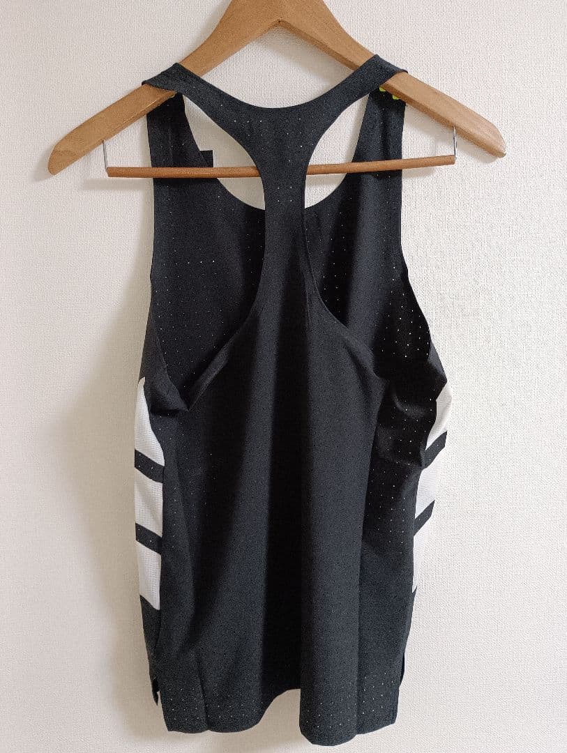アディゼロ　シングレット　XS