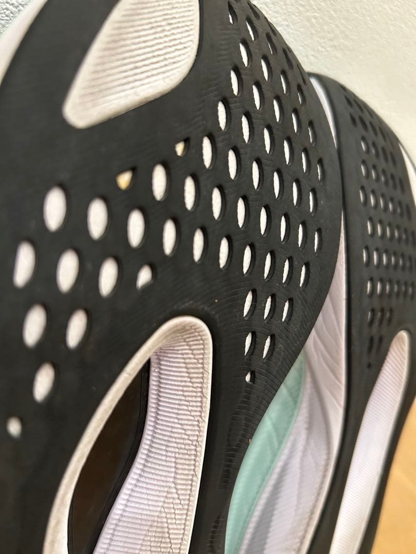 asics マジックスピード4 (26.0cmワイド)