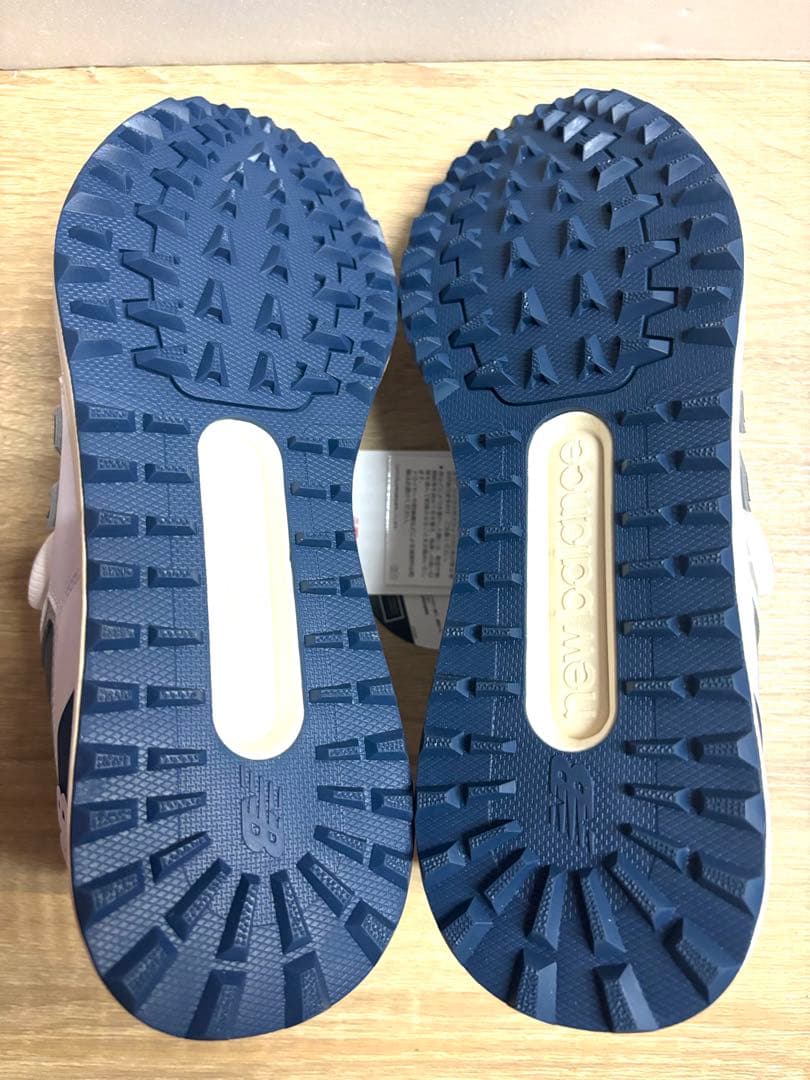 未使用 27.5cm 2Eニューバランスゴルフシューズ UGBS574Jホワイト