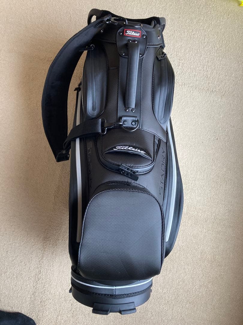 Titleist キャディバッグ ブラック・ホワイト
