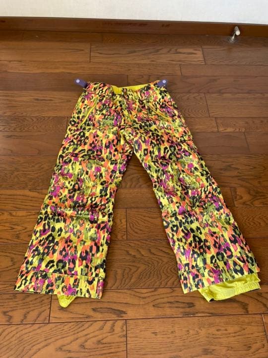 ★ Burton キッズ　スキー　スノボウェア　130センチ　M バートン