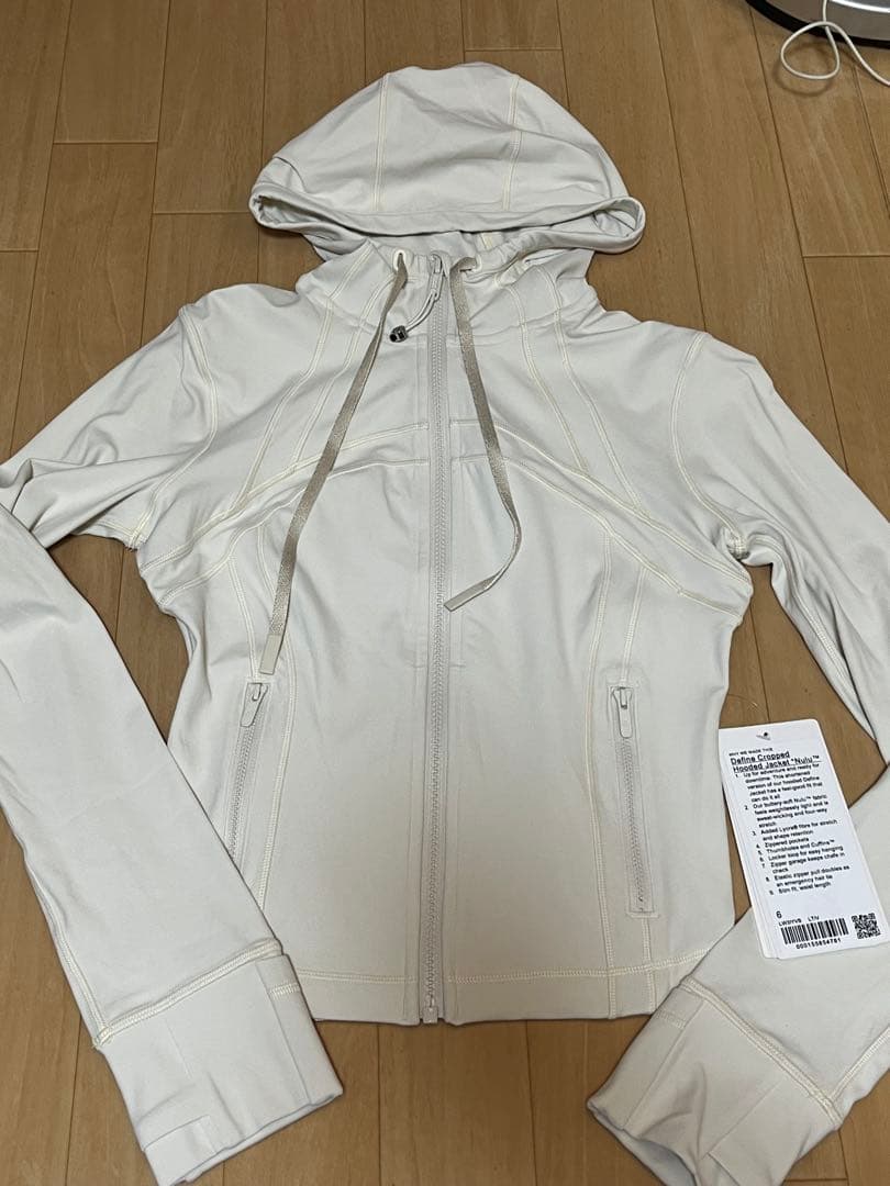 ルルレモンDefine Cropped Hooded Jacket nulu 6