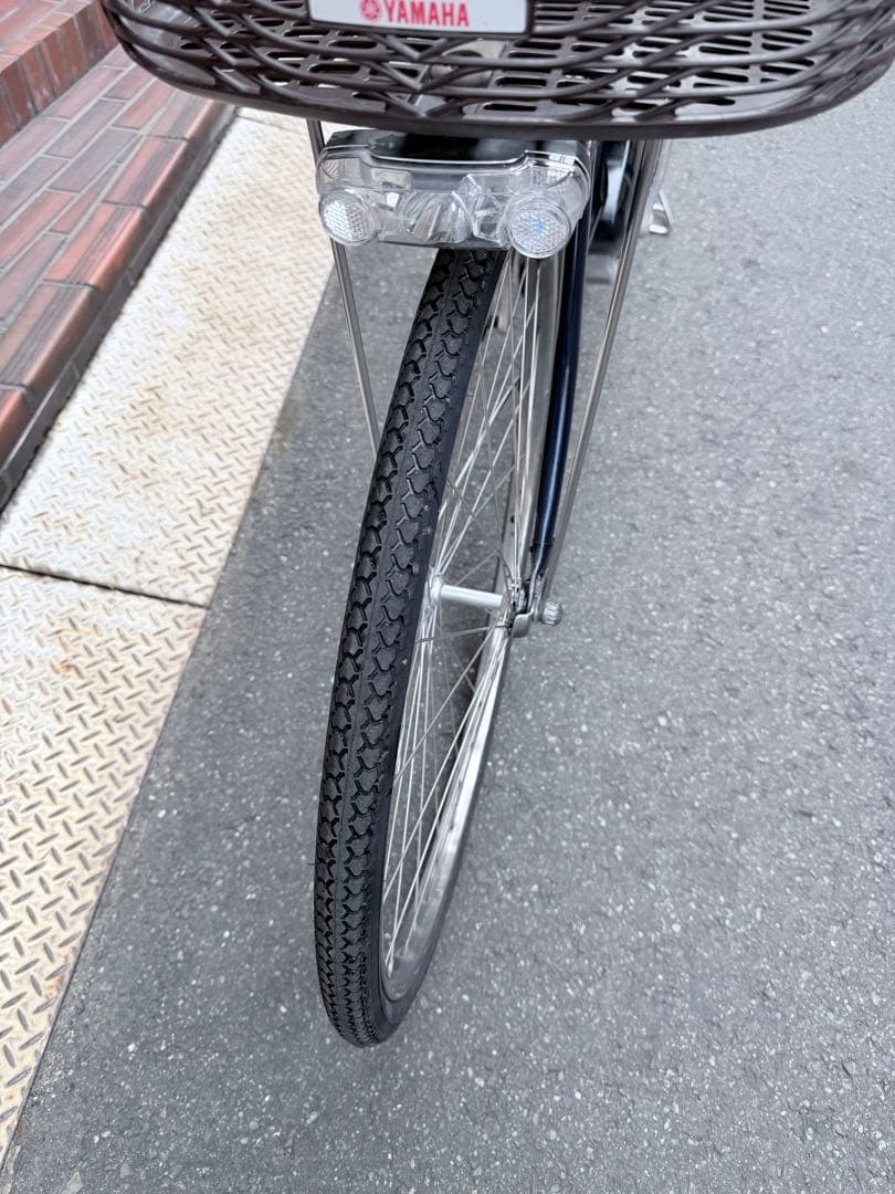 大阪府　ヤマハ　電動アシスト自転車 ネイビー 前カゴ付き