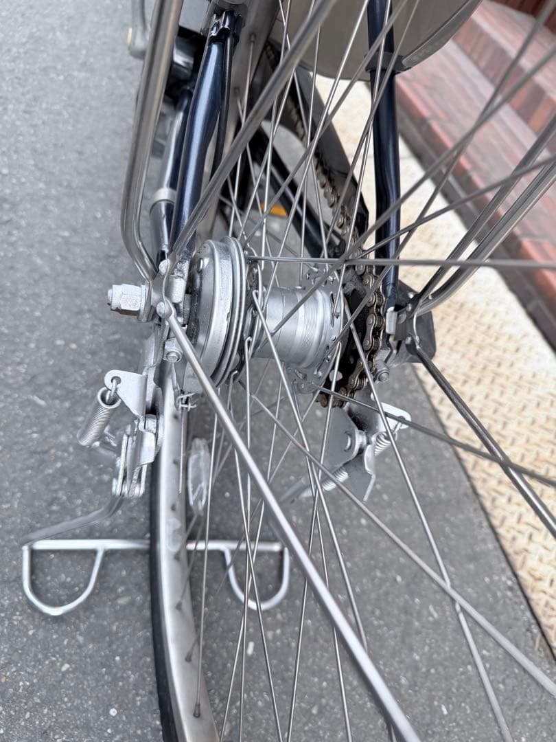 大阪府　ヤマハ　電動アシスト自転車 ネイビー 前カゴ付き