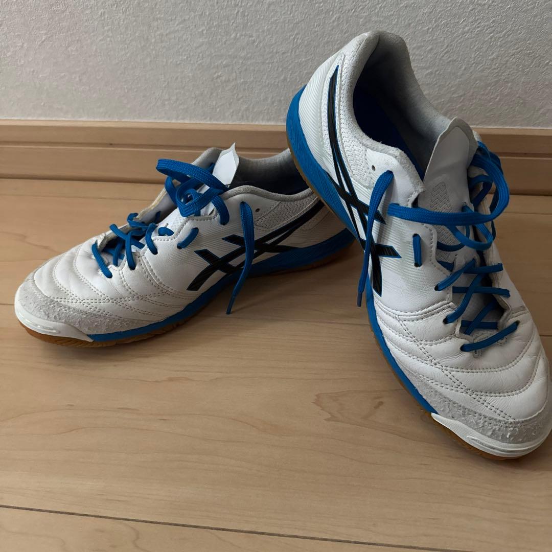 DESTAQUE デスタッキ k FF 25.5センチ　アシックス