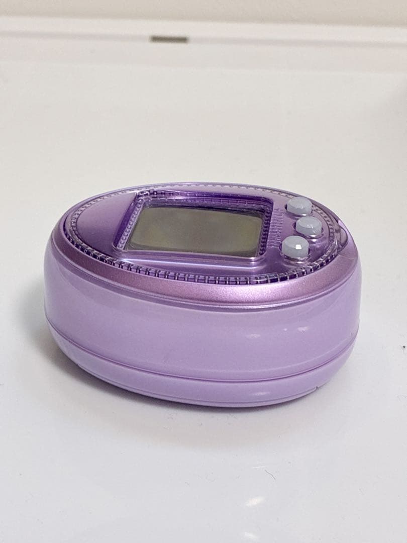バンダイ　たまごっち4u + ラベンダー