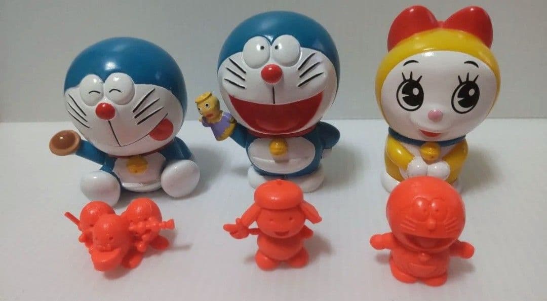 絶版 1995年 ドラえもんくらぶ BANDAI ソフビ ドラえもん フィギュア