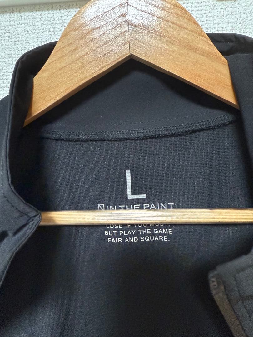 IN THE PAINT ウォームアップウェア L 未使用
