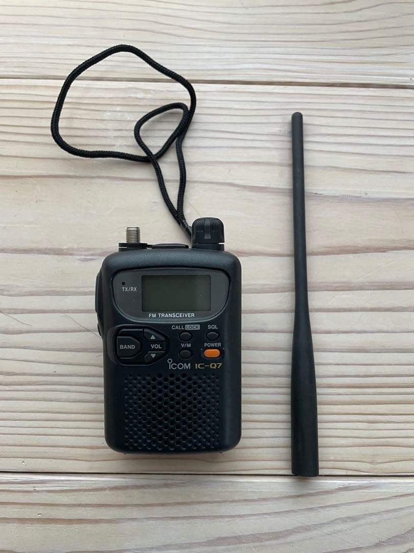 ICOM IC-Q7 FMトランシーバー 本体と説明書付き 定価28,800円
