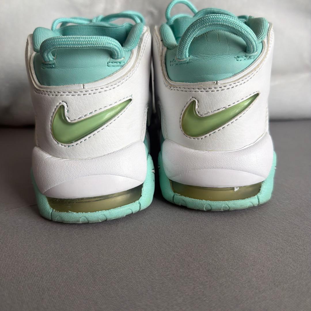Nike エアモアアップテンポ ミントグリーン