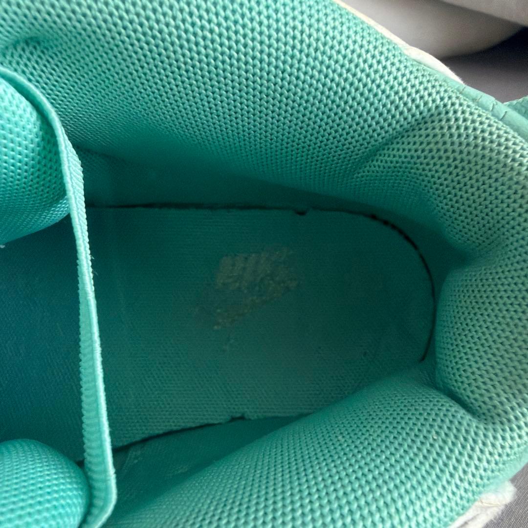 Nike エアモアアップテンポ ミントグリーン