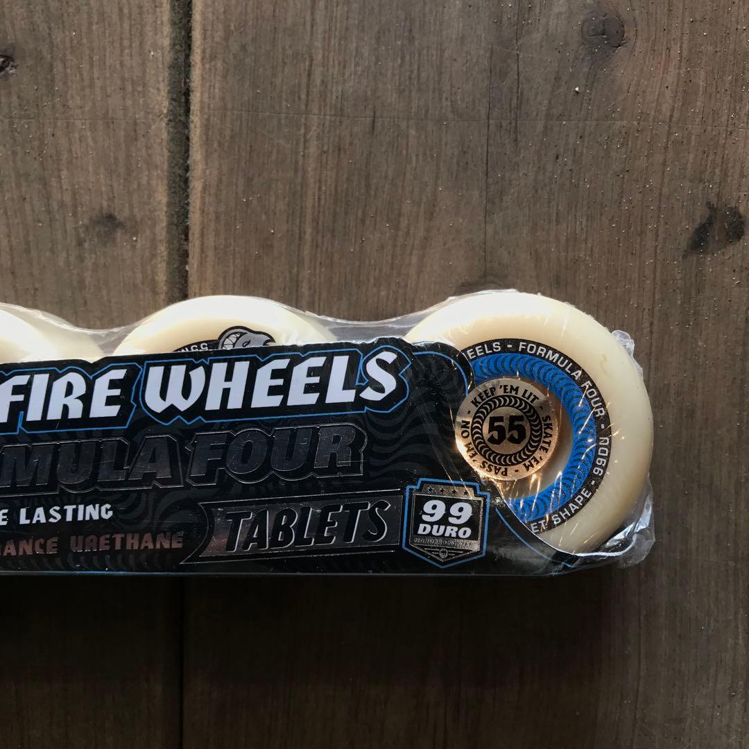 SPITFIRE FORMULA FOUR 55mm99a 定価¥9,130