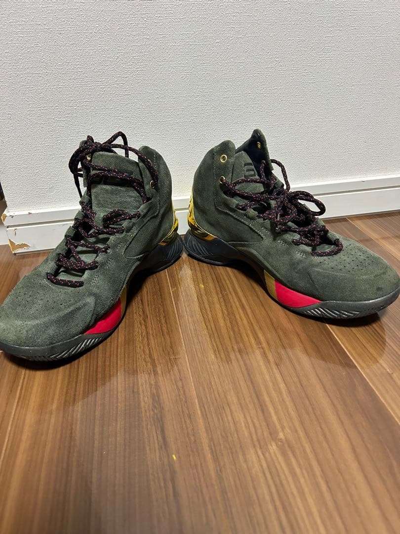 UNDER ARMOR Curry 1 Lux Mid Suede カリー1