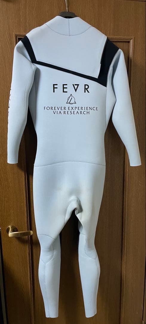FEVR ウェットスーツ　フルスーツ