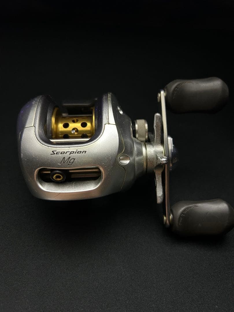 【業界最安値】【破格】Scorpion Mg 1001 Shimano