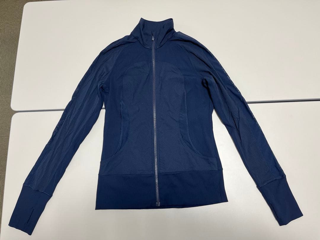 【美品】lululemon　Leaning to Win Jacket
