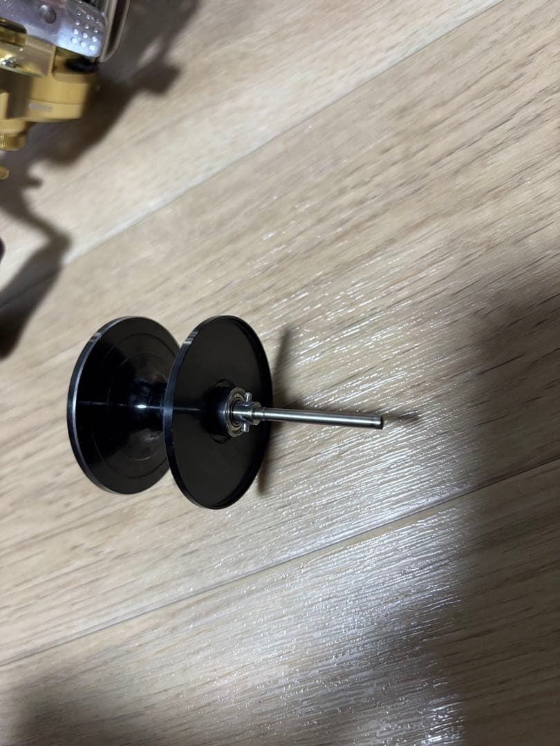 シマノ　15カルカッタコンクエスト300 右巻き