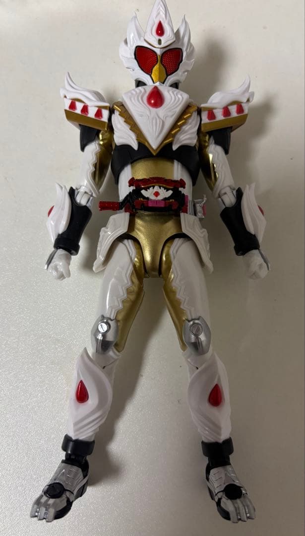 S.H.Figuarts 仮面ライダーガヴ ケーキングフォーム