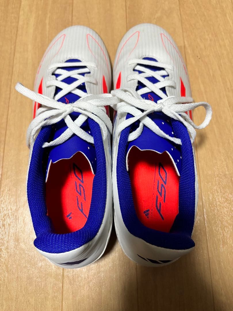 adidasフットサルシューズ 26.5㎝