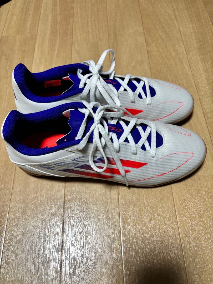 adidasフットサルシューズ 26.5㎝