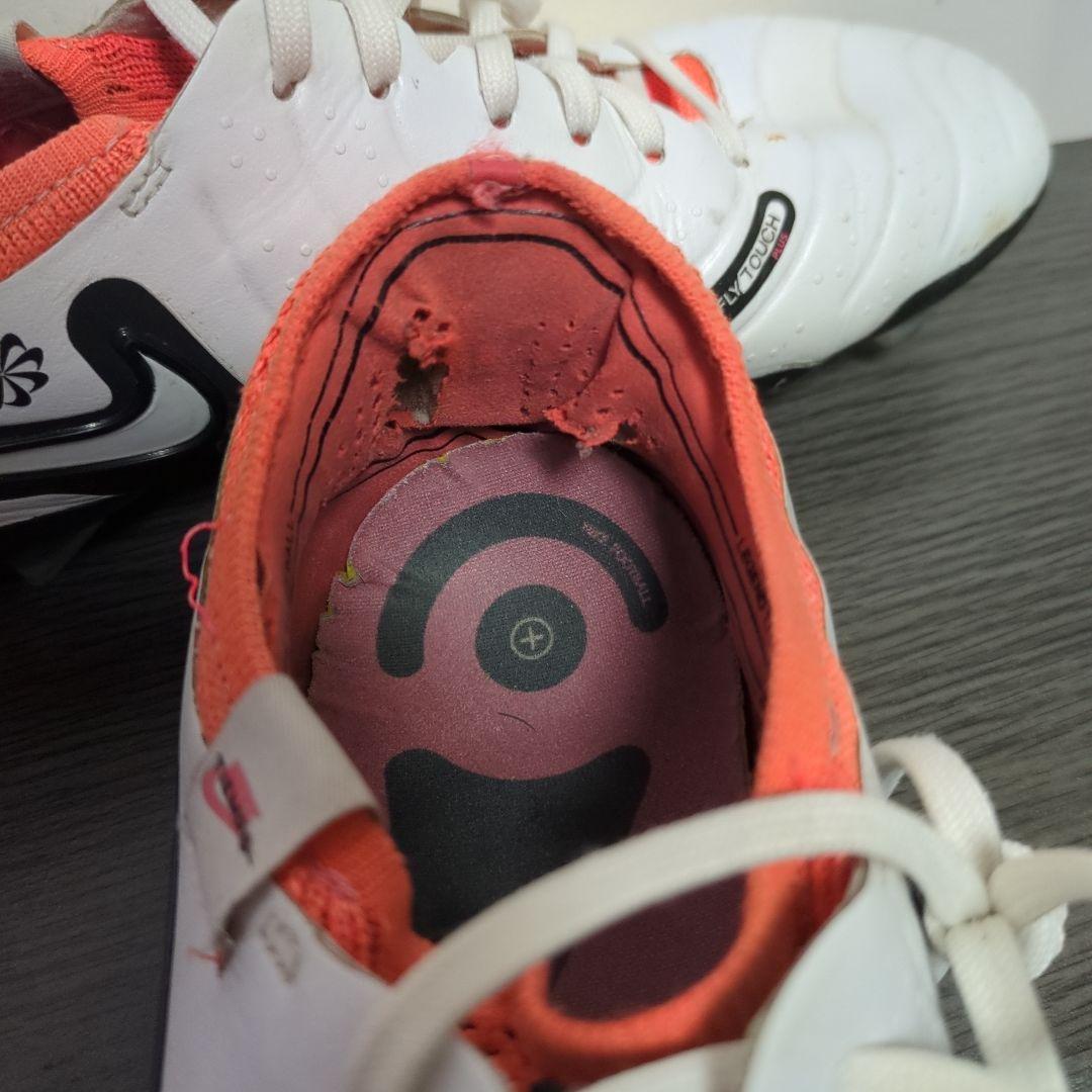 Nike Tiempo サッカーシューズ ホワイト/オレンジ/ブラック