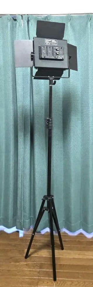 NEEWER NL-660 LED撮影用ライト　純正スタンドセット