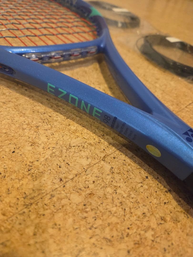 美品！試打程度 YONEX EZONE 98 2025 G2 4000円分おまけ
