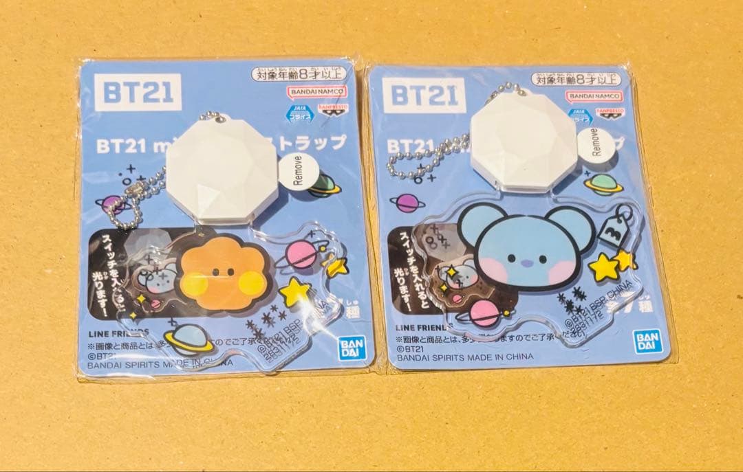 BT21 minini 光るストラップ