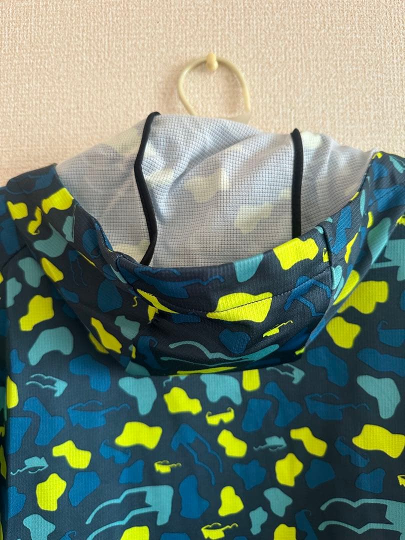 Oakley 迷彩フルジップジャケット レディース
