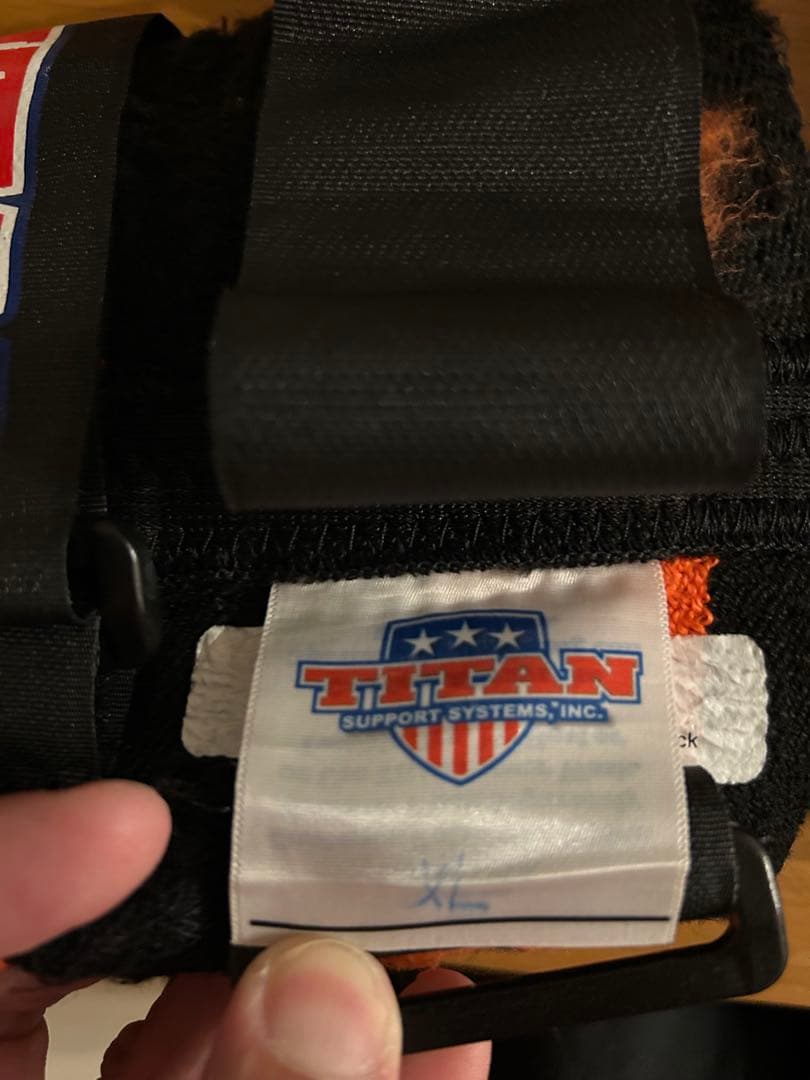【処分価格】TITAN タイタン　エルボースリーブ XL