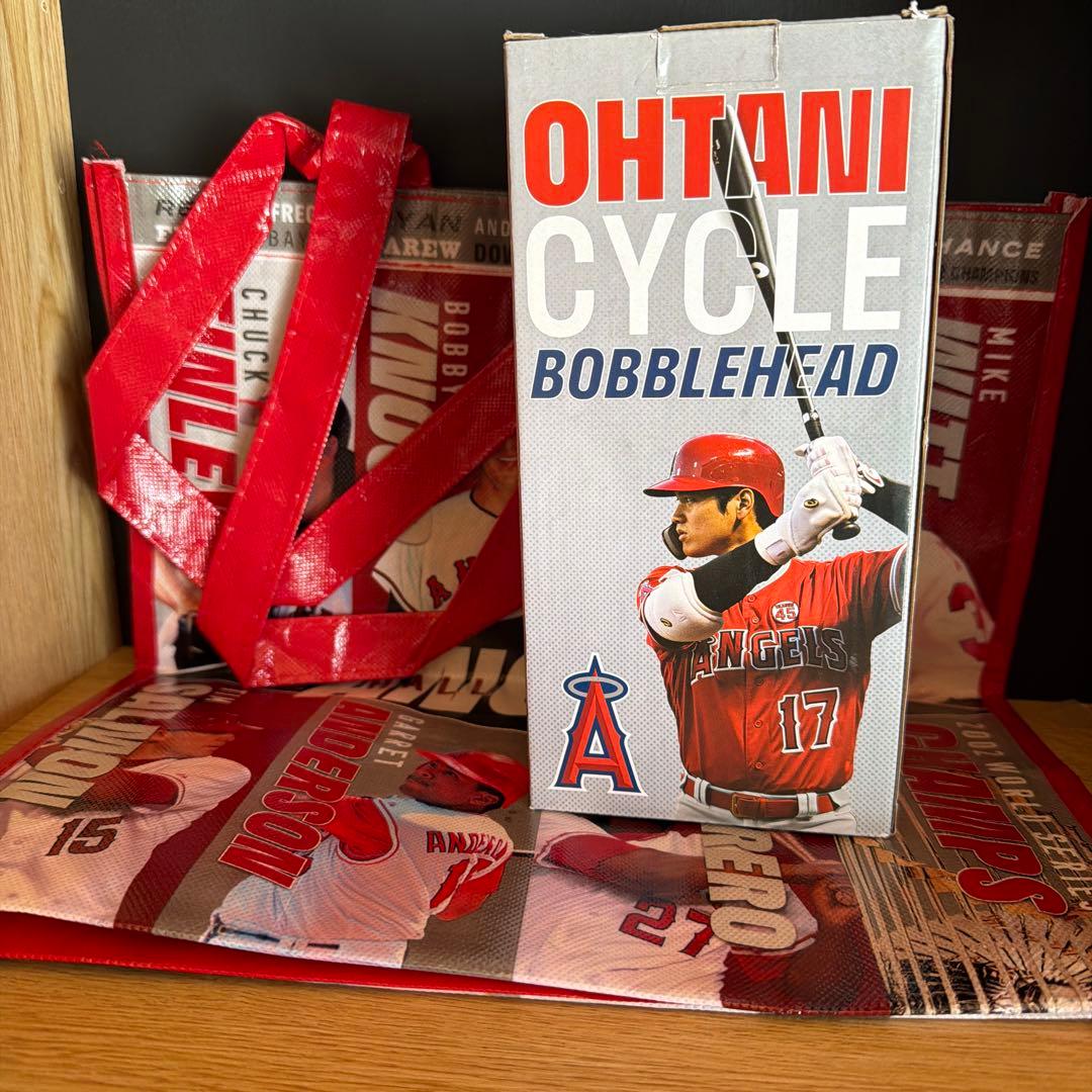 大谷翔平 サイクルバブルヘッド(エンゼルス)エコバッグ付き