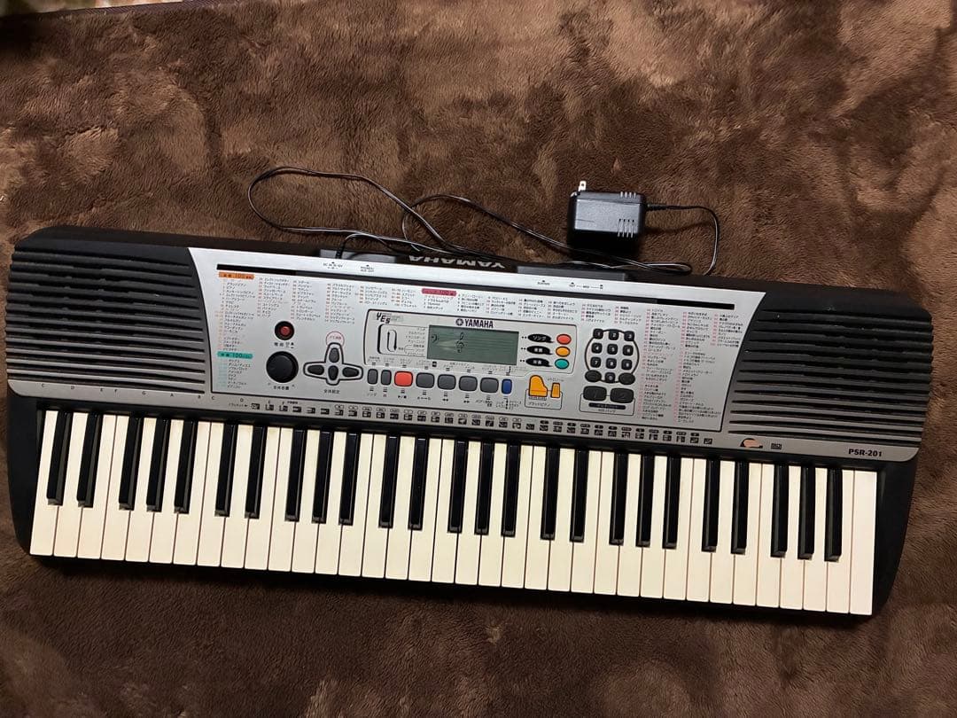 電子ピアノ　YAMAHA PSR201