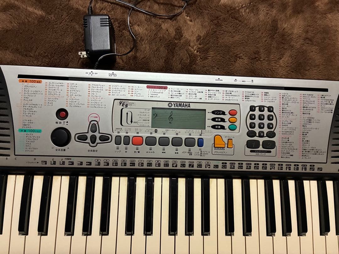 電子ピアノ　YAMAHA PSR201