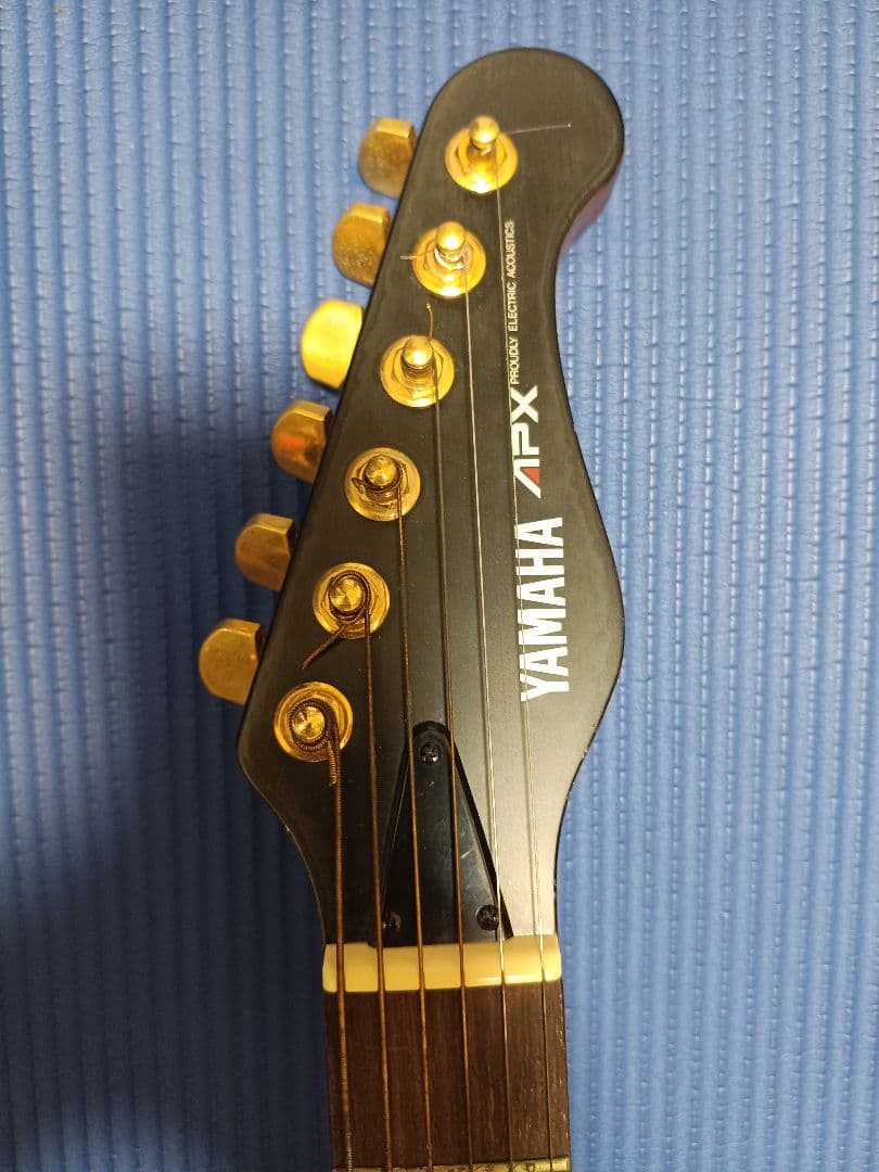 YAMAHA APX エレアコ ハードケース付 傷、変色あり