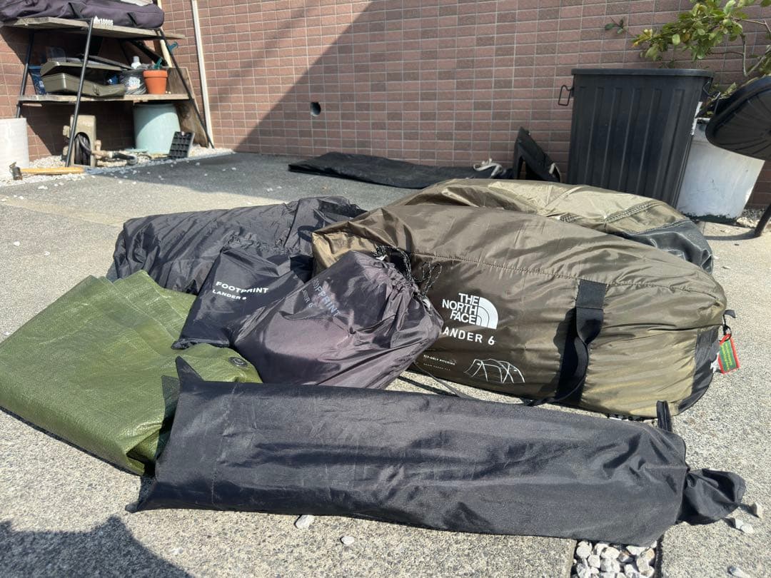 THE NORTH FACE LANDER 6 未使用フット・ルーフプリント付き