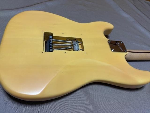 ギター Fender By Squier Standard stratcatser