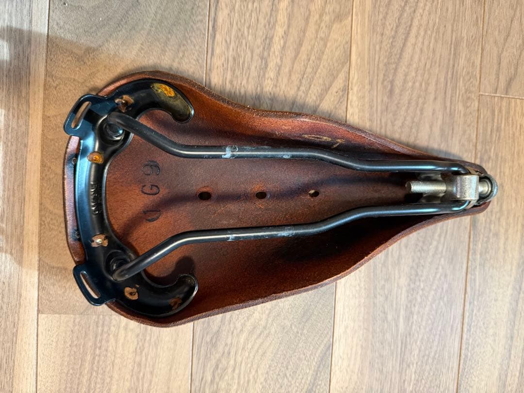 BROOKS B17 CHAMPION NARROW　ブラウン　レザーサドル