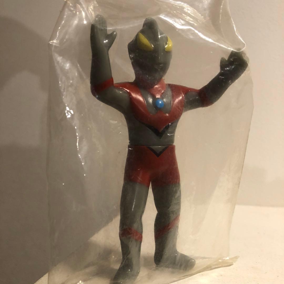 ニセウルトラマン ソフビ