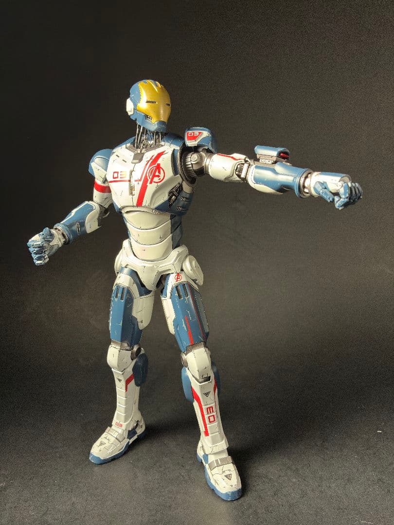 その他 Hot Toys Age of Ultron Iron Legion