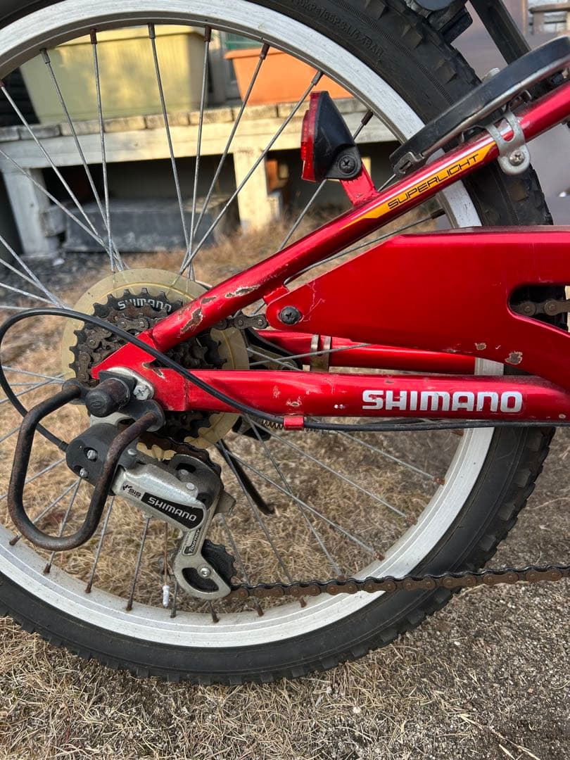 子供用　自転車　マウンテンバイク　赤　22インチ　シマノ製6段変速