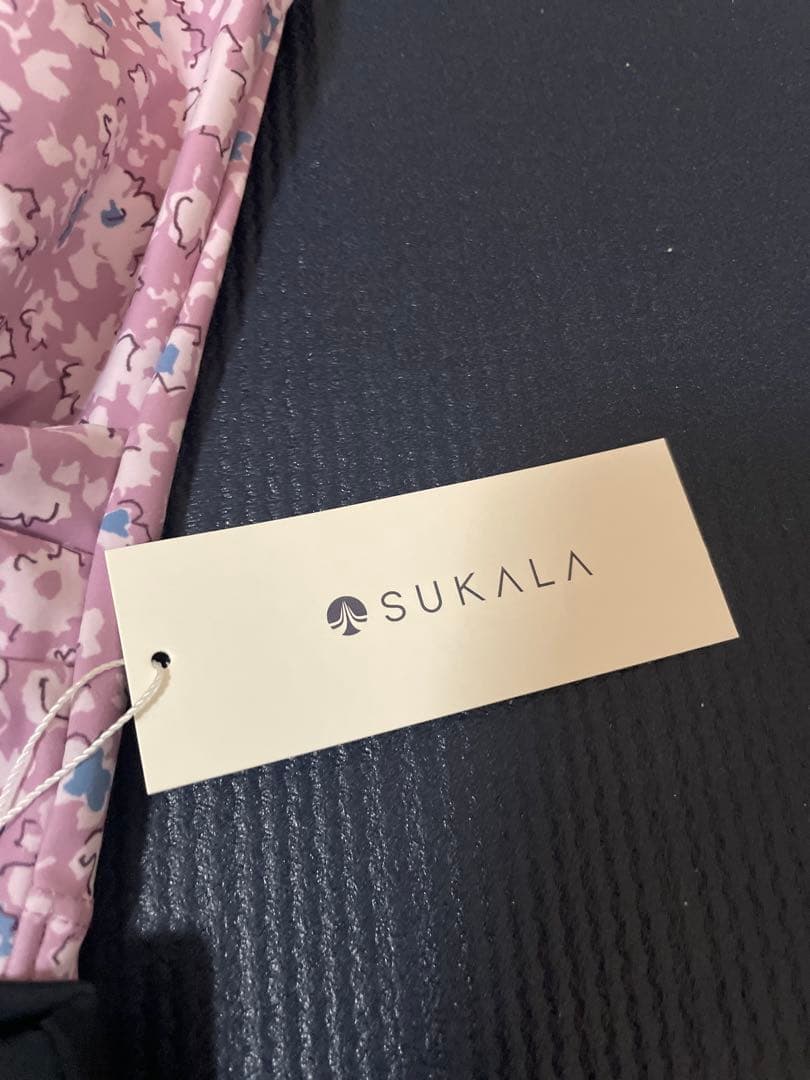 新品SUKALA ヨガウエア　ブラTOPレギンスセット