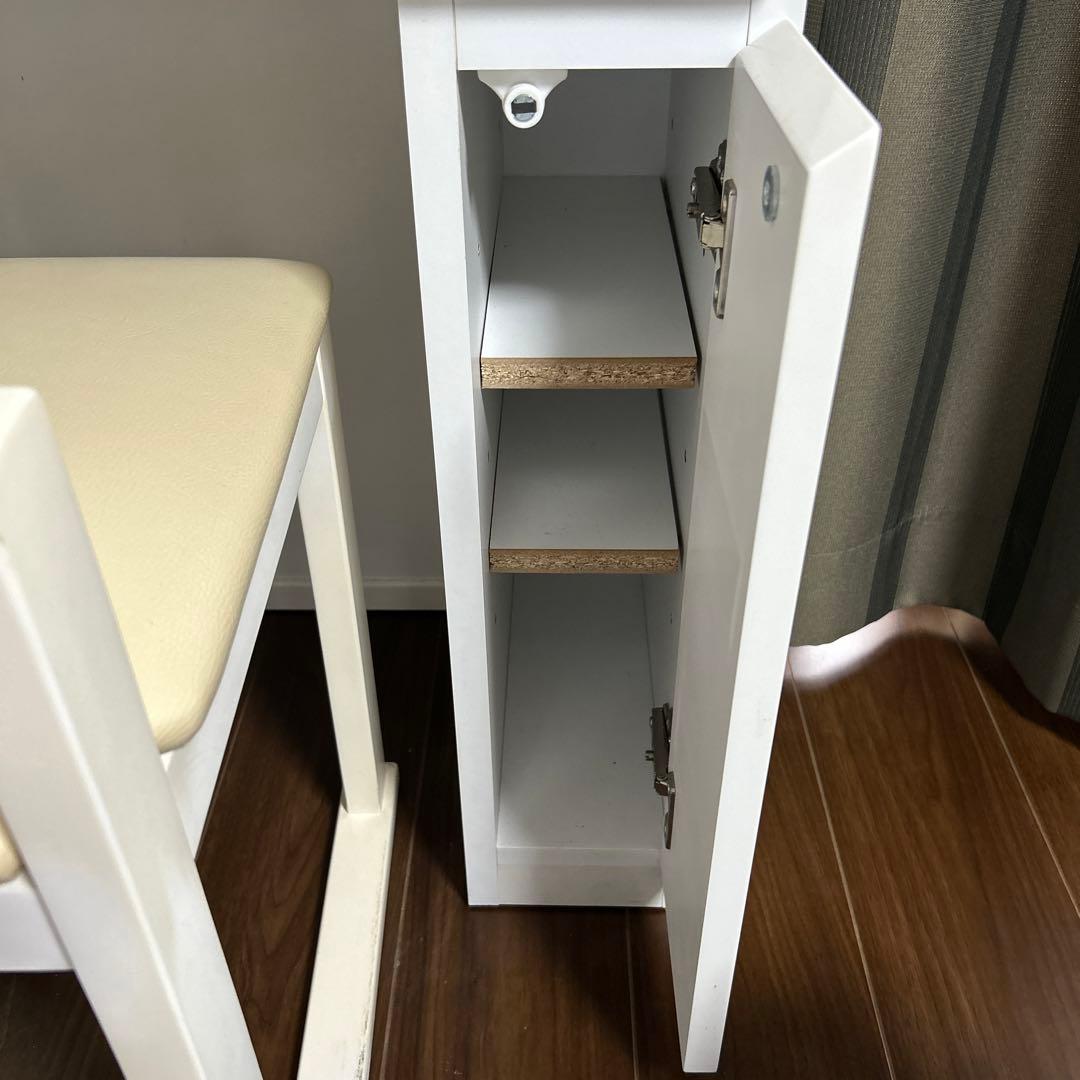 ニトリ　ドレッサー白