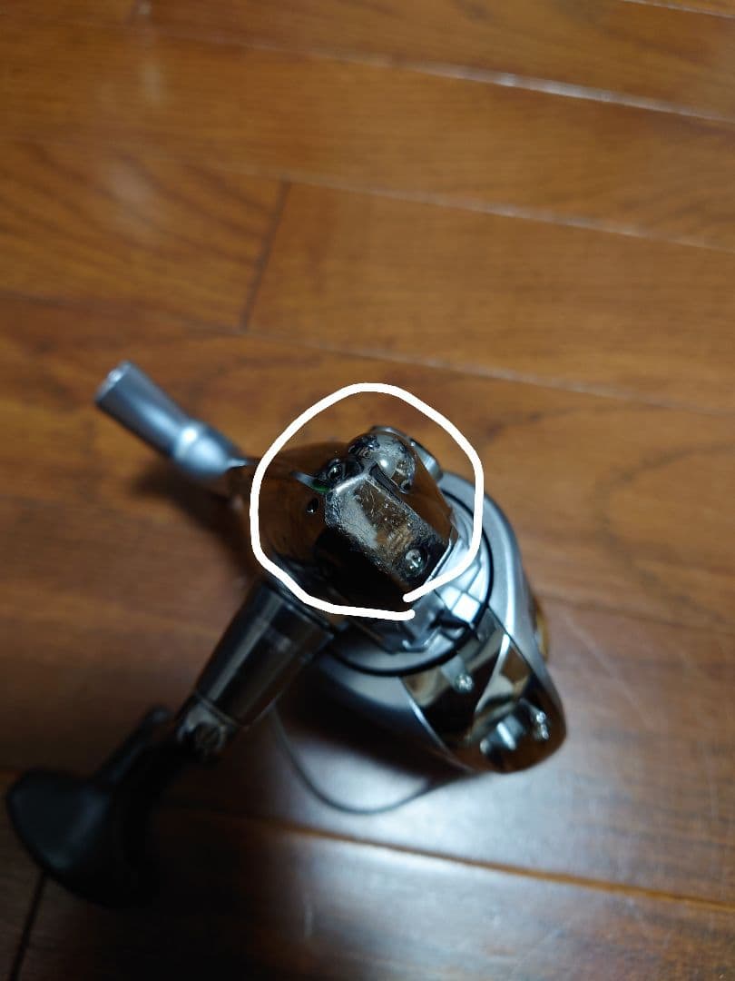 11 BIOMASTER 4000HG スピニングリール。動作問題なし。
