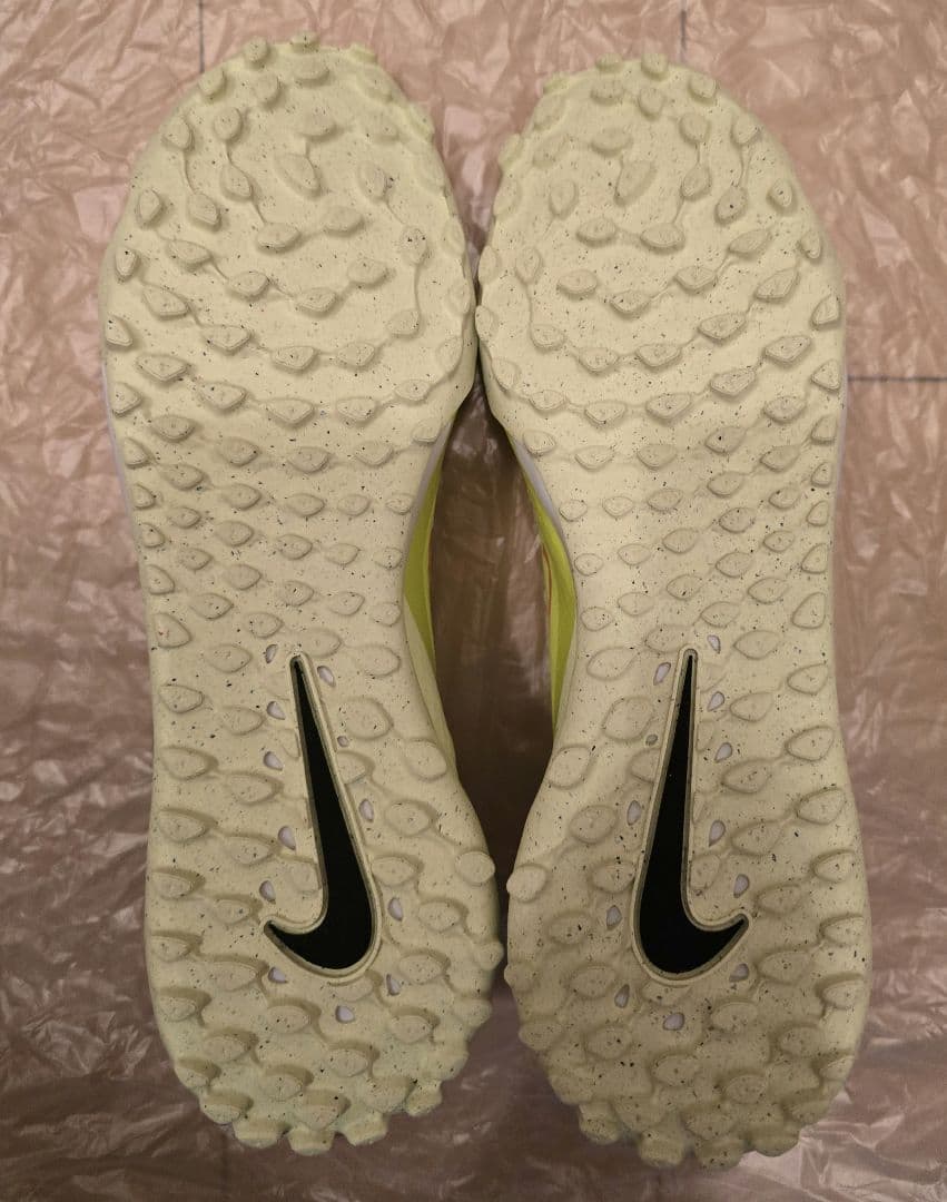 NIKE　ファントム 6 LOW アカデミー TF