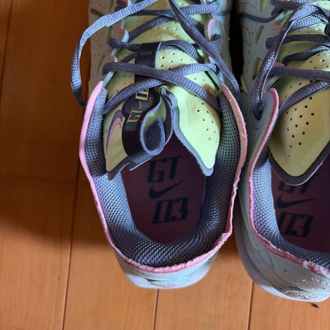 Nike gtcut3バスケットボールシューズ