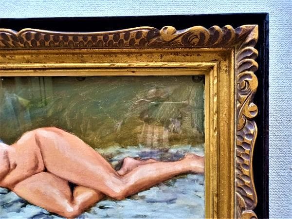 時代物油彩画　作者不詳サインあり　タイトル「横たわる裸婦」金のアンティークな額