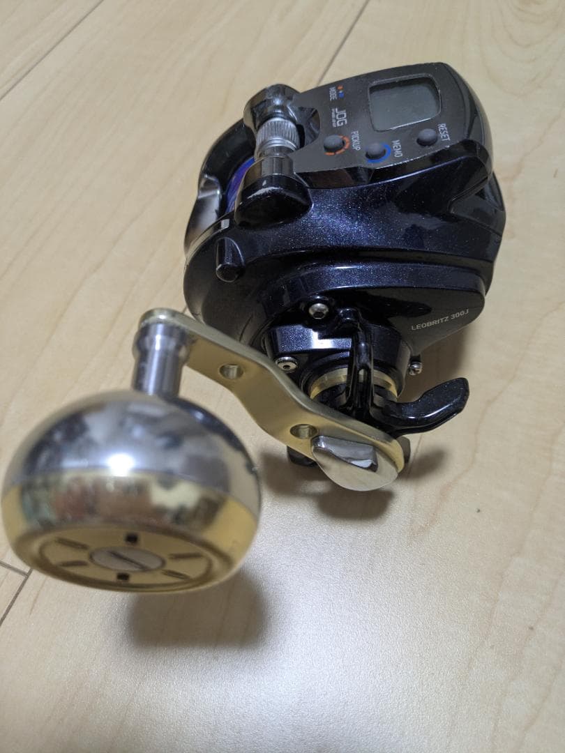 ダイワ 15 レオブリッツ300j　※糸はPE３号300ｍ新品　コード付属